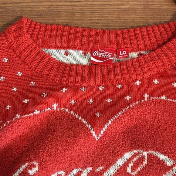 Vintage Coca-Cola sweater - Picture 3 of 7